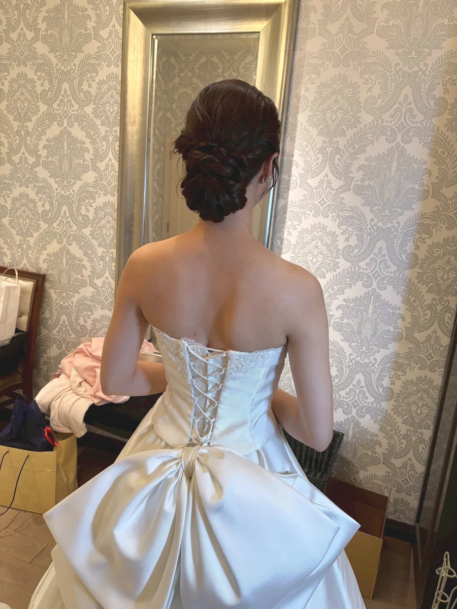 ウェディングドレスが映える背中と肩のライン|鈴鹿のパーソナルジムsureで花嫁ダイエットを行った20代女性